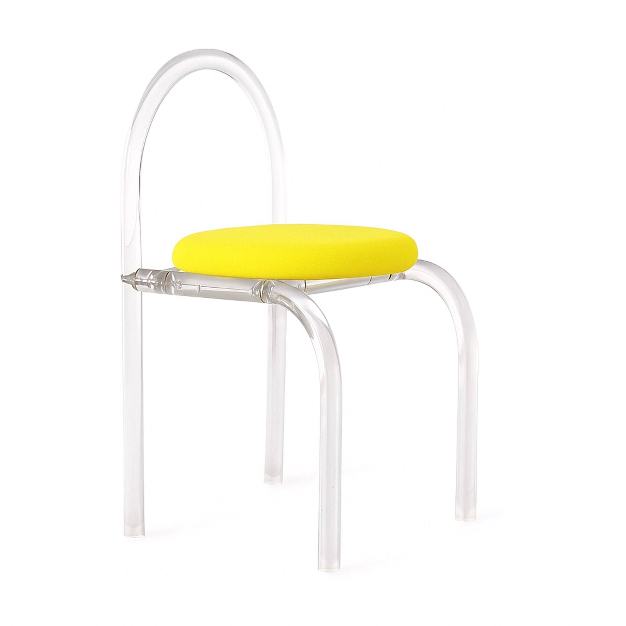 Прозрачный стул АРОНДИ с арочной спинкой и лимонной бархатной подушкой в аренду  | Go Rent