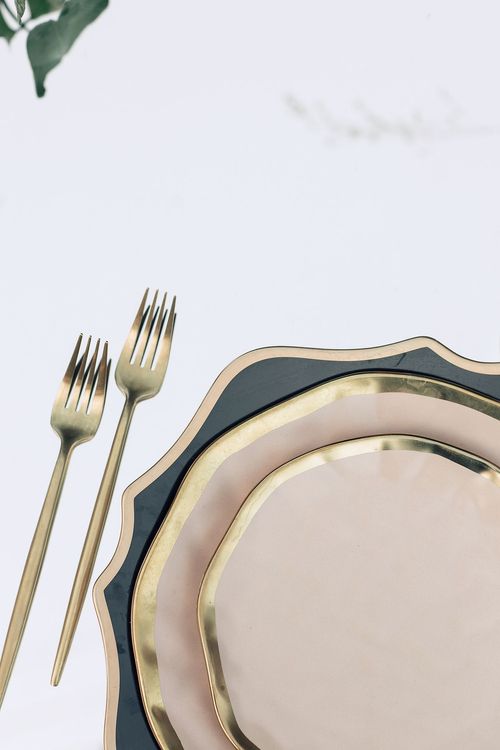 Сет за зеркальный прямоугольным столом