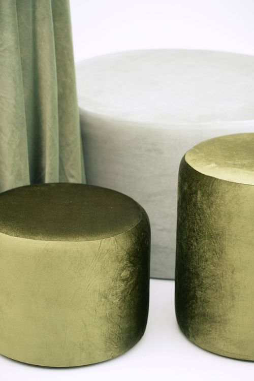 Зеленый сет с пуфами