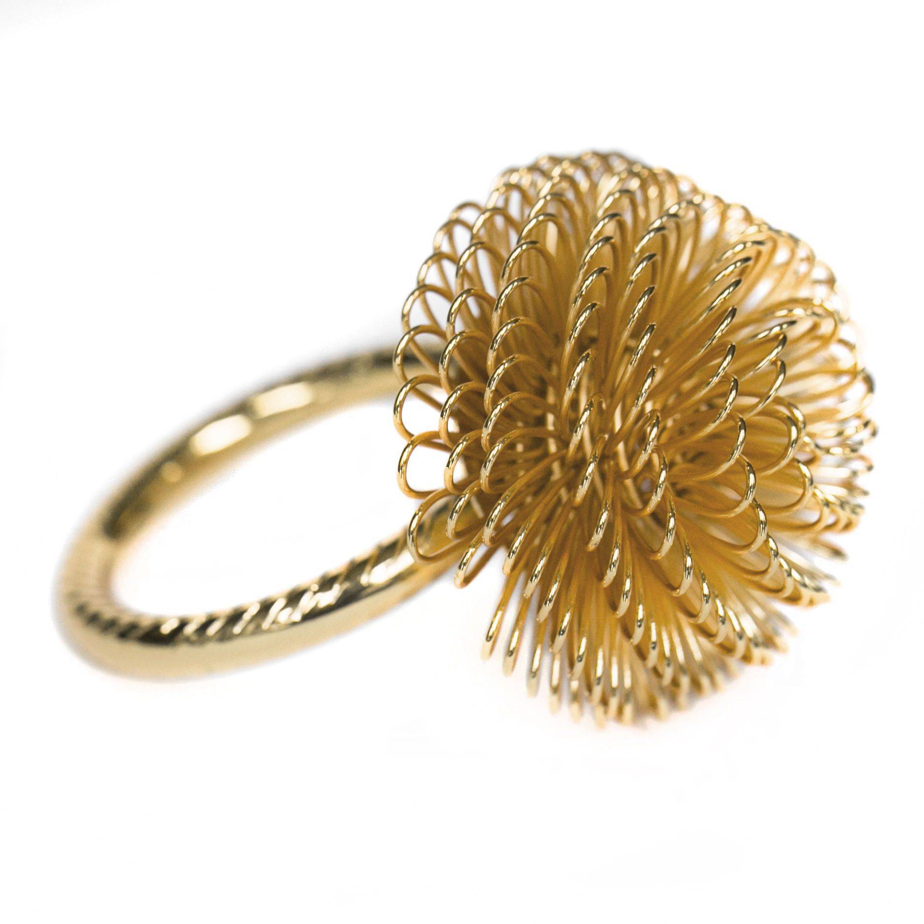 Кольцо АЛЬБАНЕЗЕ золотое